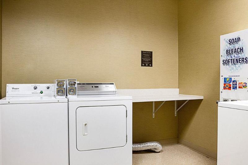 Motel 6 Minot, Nd 外观 照片